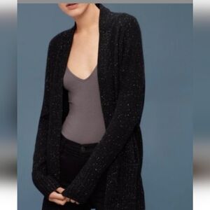 Aritzia Talula Cacoon Speckled Knit Cardigan Sweater. Small Black Gray Flecks